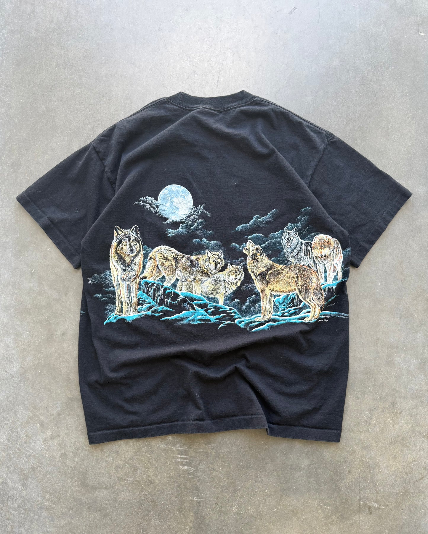 Vintage Wolves Nature Tee - XL
