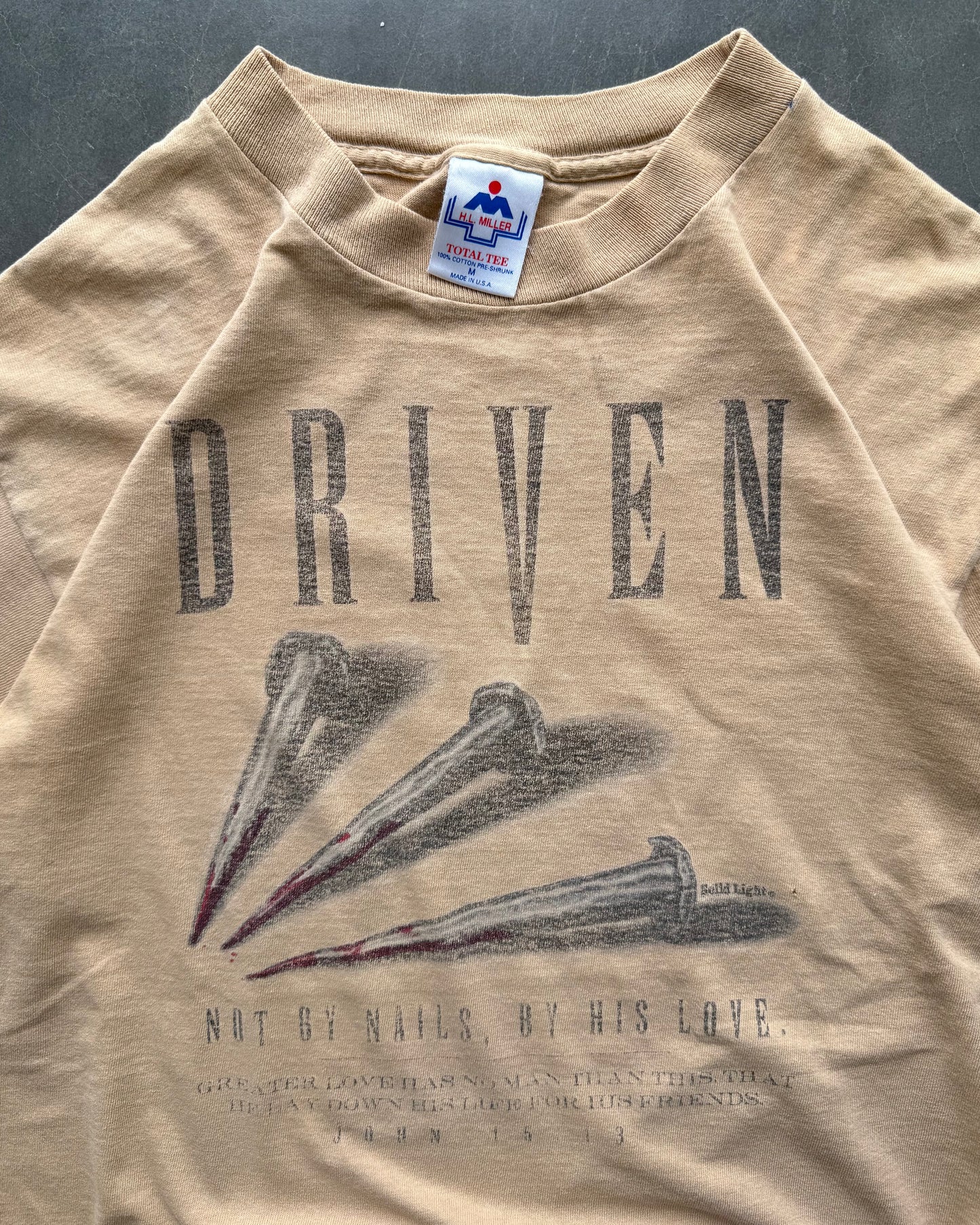 Vintage John 15:13 Driven Jesus Tee - M