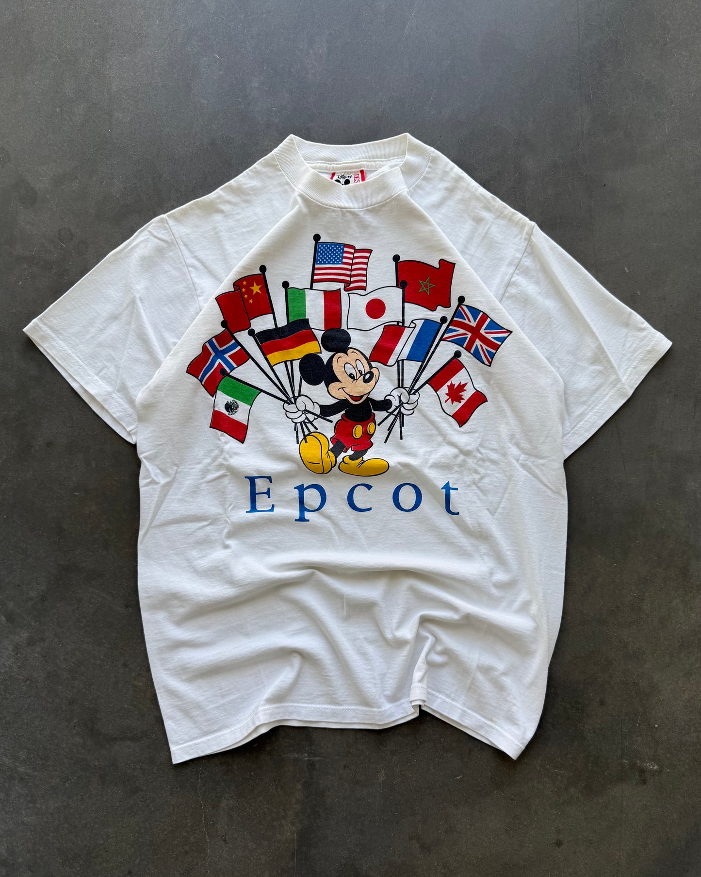 Vintage Epcot Disney Tee - M
