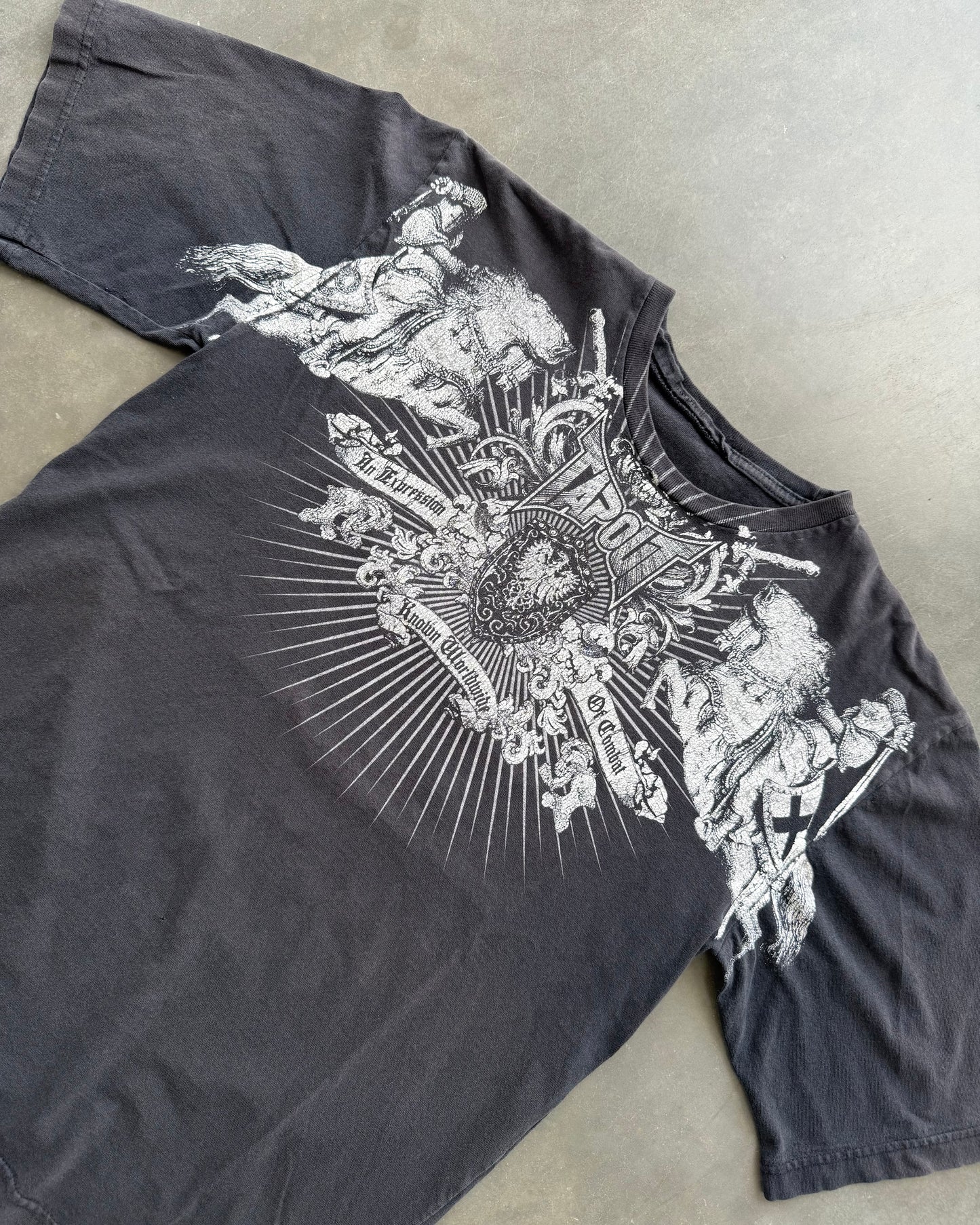 Y2K Tapout Tee - M