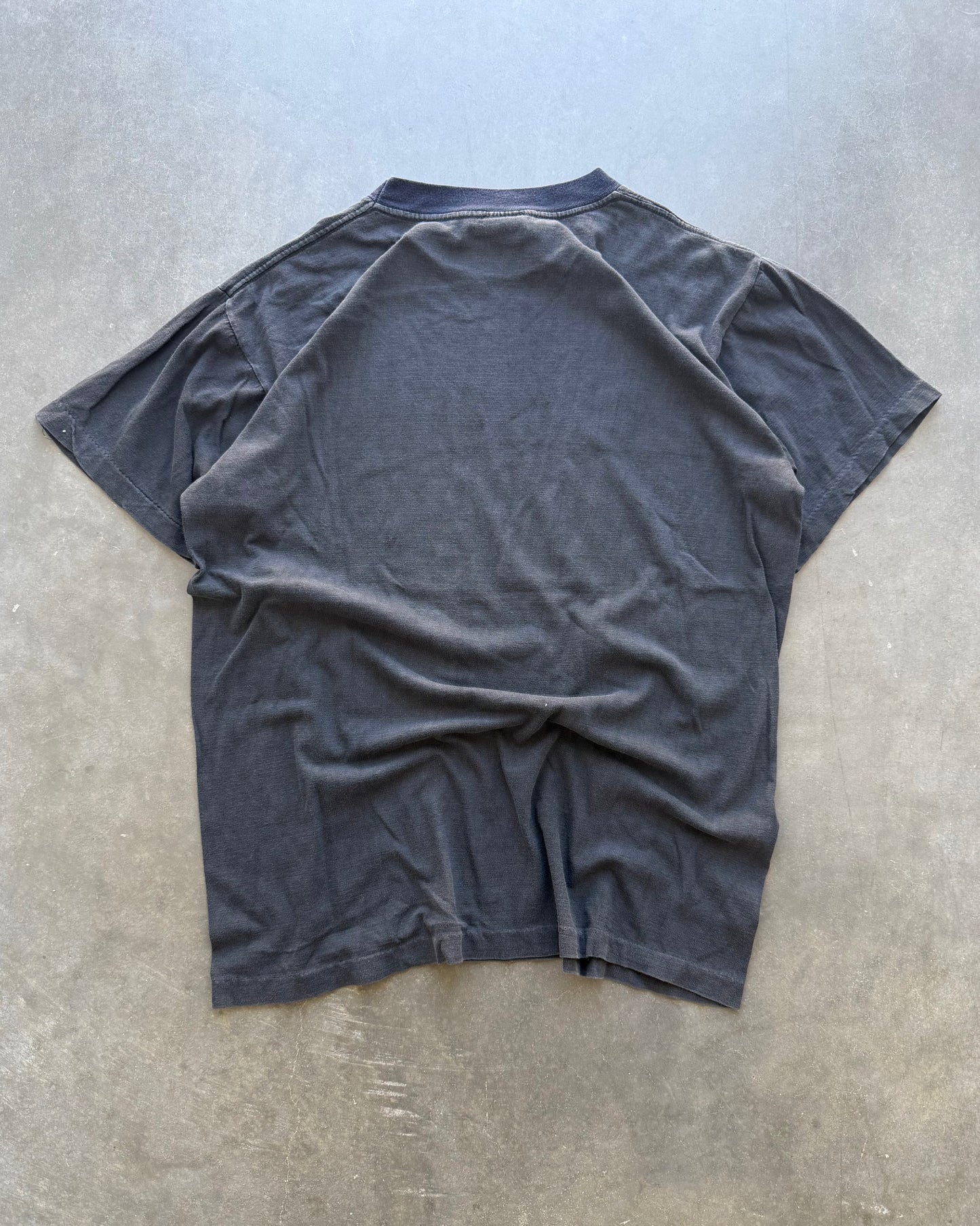 Vintage Looney Tunes Taz Faded Tee - L