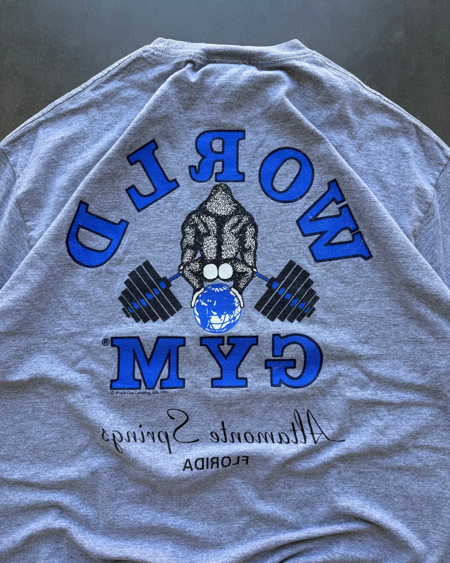 Vintage World Gym Tee - XL