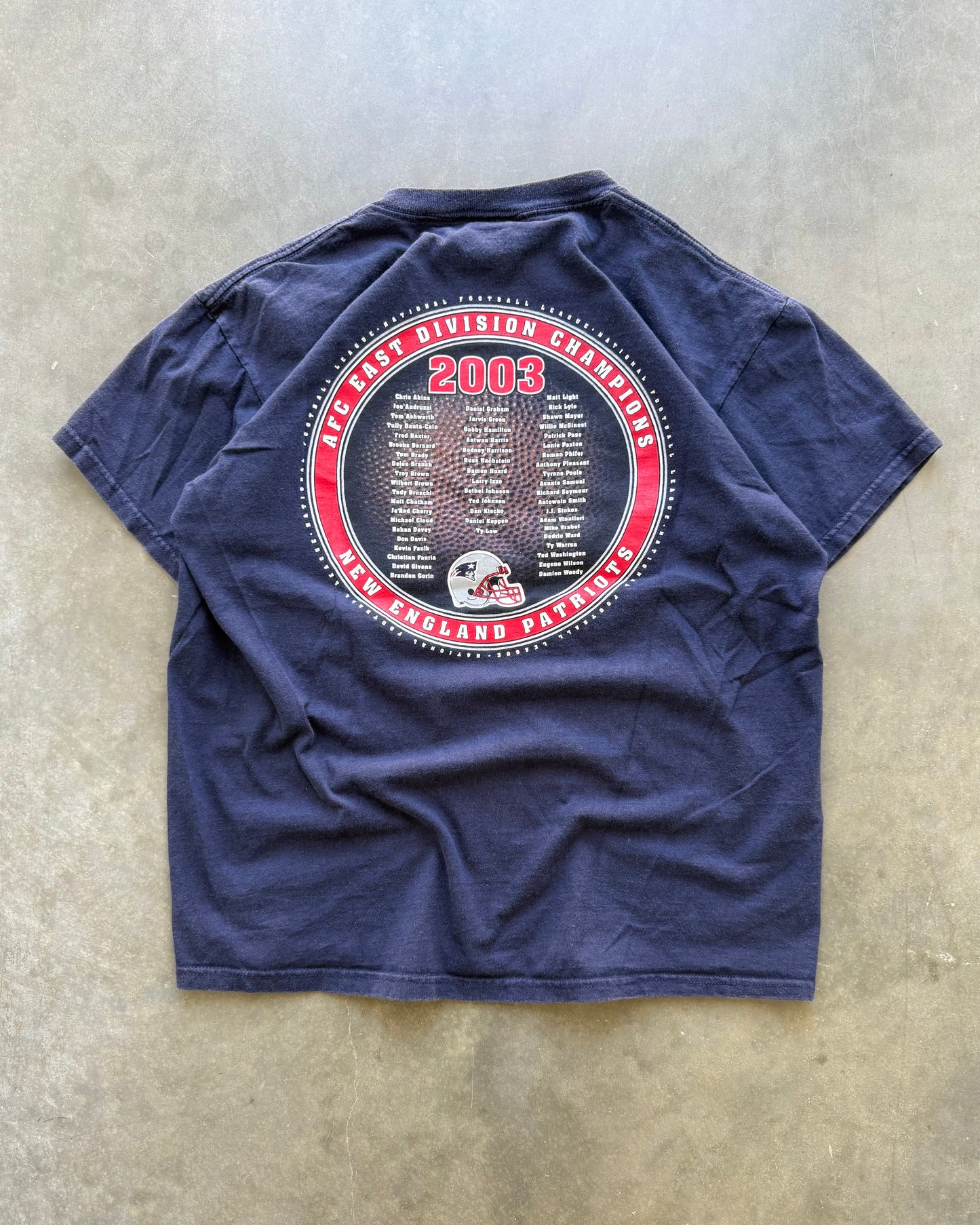 Vintage New England Patriots Tee - M