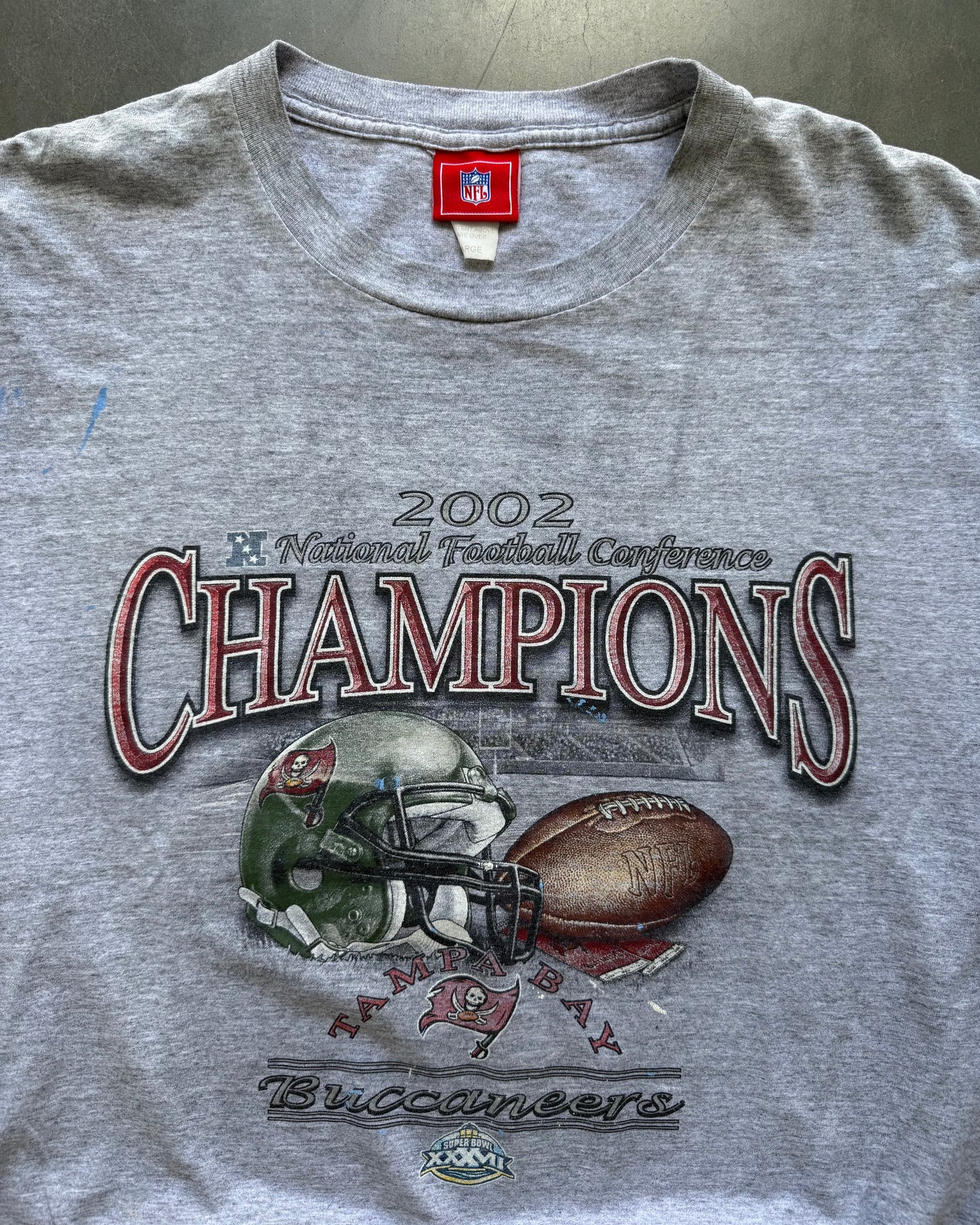 Vintage Tampa Bay Buccaneers Tee - L