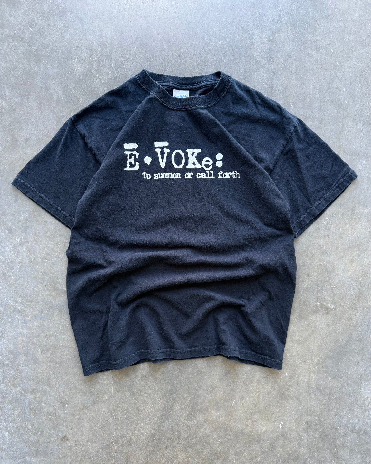 Vintage Evoke Jesus Tee - M